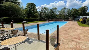Cottage | Pool | Outdoor pool