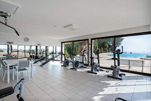 Fitness facility - Studio with sea and pool view (Mougins)
