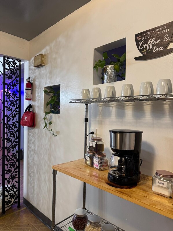 Interior - The Regal Sanctuary (Niagara Falls)