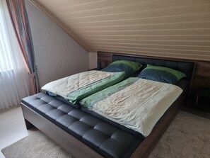 2 Schlafzimmer, kostenloses WLAN, Bettwäsche