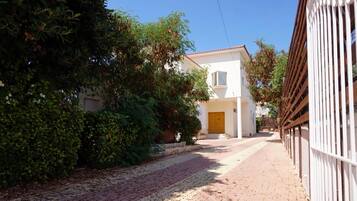 Enceinte de lâhĂ©bergement