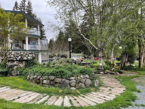 Where adventures begin.  Spacious hotel suites in amazing Powell River