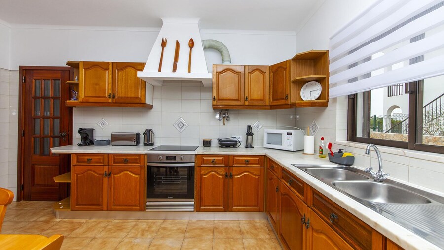 D02 - Carrob Street House