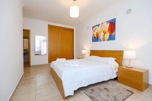 3 bedrooms - C26 - Loreto Street Apartment in Lagos (Lagos)