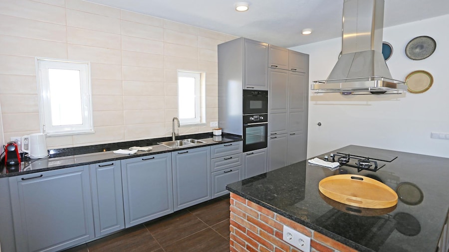 D13 - Eiras Velhas Holiday House in Alm Dena