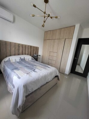 3 chambres, Wi-Fi, draps fournis