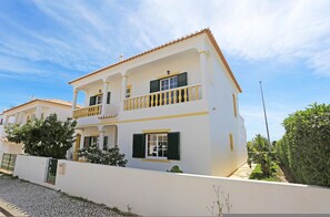 Studio | 1 bedroom - U 03 - Bedroom 3 in Casa Quinta Esta o (Lagos)