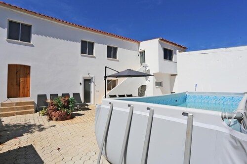 S 02 - 2 Bed Apartment in Quinta Silvestre