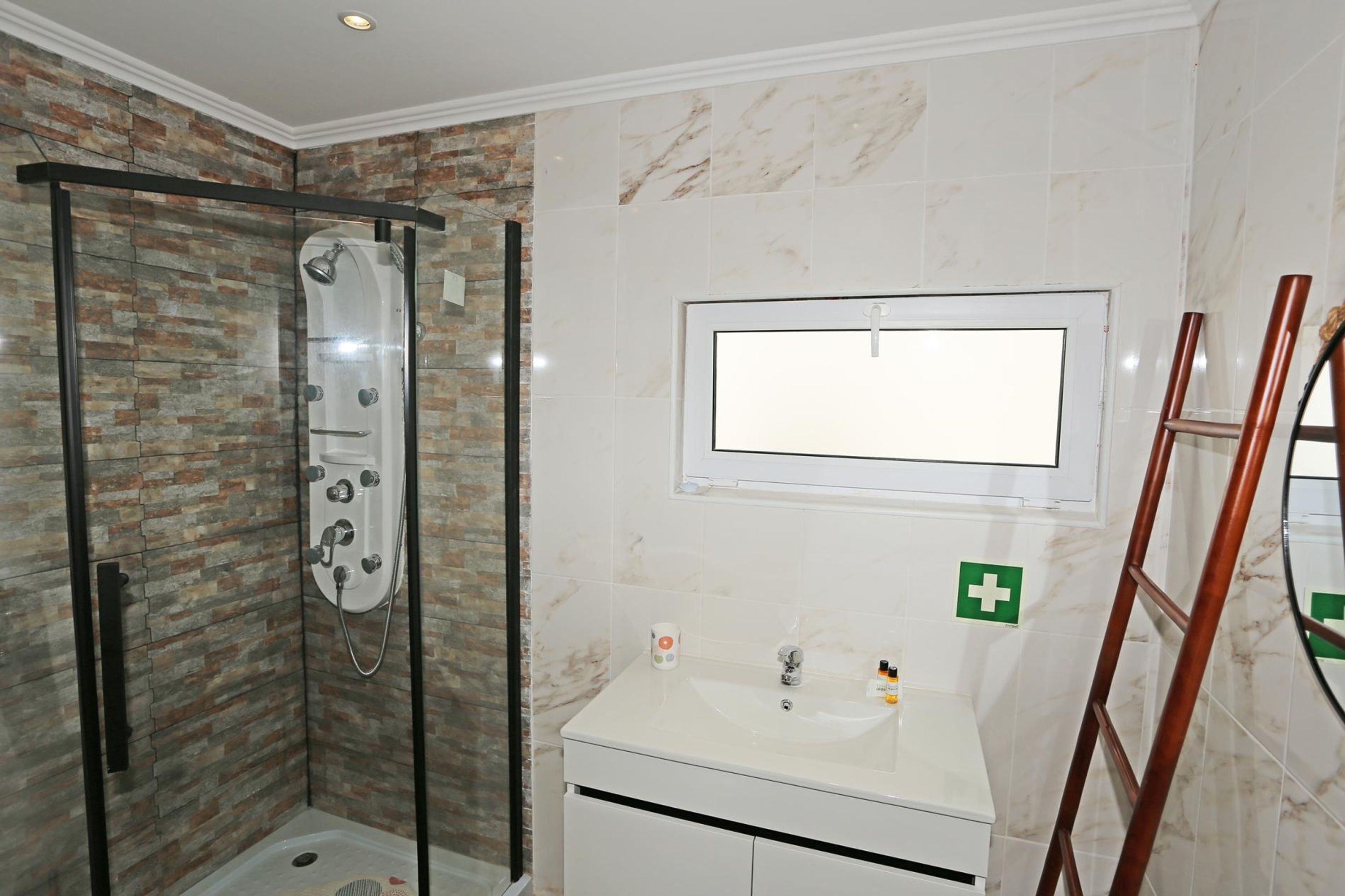 House | 1 bedroom