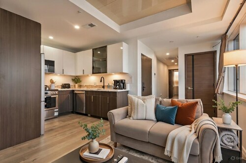 Urban Hideaway - 201