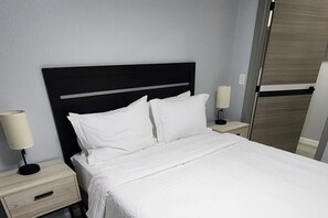 2 bedrooms, iron/ironing board, free WiFi, bed sheets