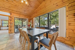Dining - Lakefront Luxury Log Cabin on Grand Lake O’ the Cherokees (Jay)