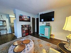 Living area - The Castro (Dayton)