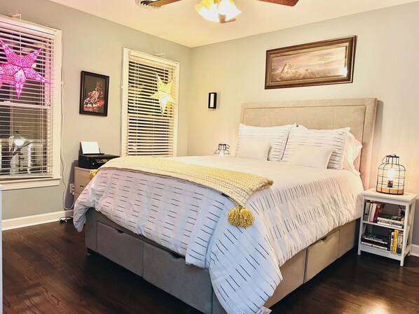 2 bedrooms, iron/ironing board, free WiFi, bed sheets