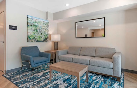 Lobby. Extended Stay America Select Suites - Wildwood - The Villages