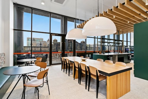 Comfy stay at Switch Living in the Centre of Adelaide
