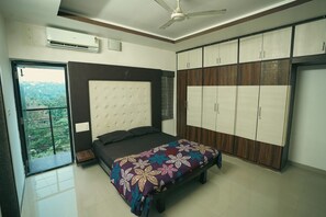 Biệt thự Tiêu chuẩn, quang cảnh thành phố | 4 phòng ngủ, truy cập Internet không dây miễn phí