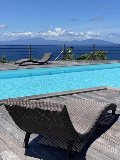 Villa Horizon, offering an incredible view, ideal for 8 people