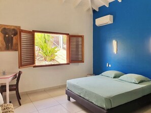 4 chambres, lit parapluie, Wi-Fi, draps fournis