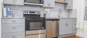 Welcome to Lux! 2BR in Chicago!