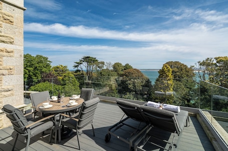 Premium Suite, 2 Bedrooms, Sea View | Terrace/patio. Treloyhan Manor