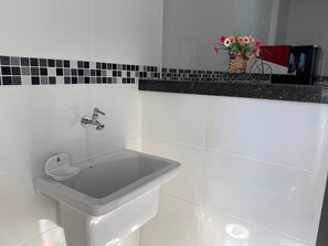 Comfort Apartment | Bathroom