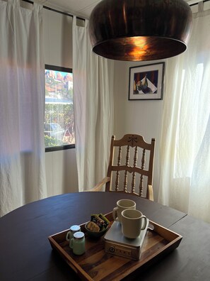 Interior - 2 Bdrm Home w/Hot Tub, Yoga Deck/BBQ & Views (Sedona)