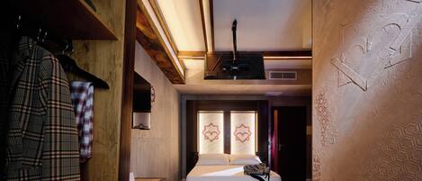 Superior Room, 1 Queen Bed, Non Smoking