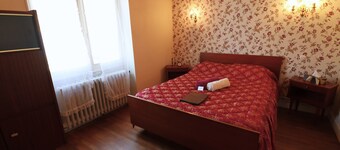 Room rental Bienvenue chez Mémé chambre de Lucette