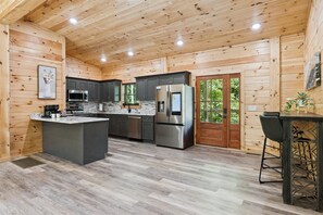 Fridge, microwave, oven, stovetop - Bearodise by Beyond Expectations: Cabin w/ Hot Tub, Fire Pit & Game Room (Severiville)