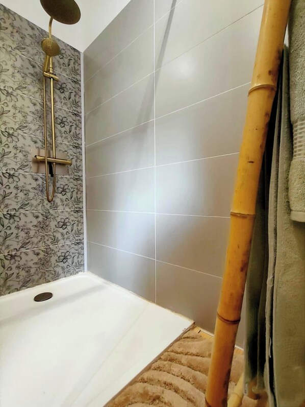 Imagen sin descripción, 1 de 57, botón