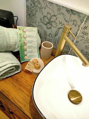 Imagen sin descripción, 4 de 57, botón