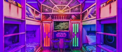 House, Multiple Beds, Pool Access, Pool View (1429TH CG)