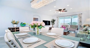 Lejlighed - flere senge - terrasse (1155DL CG) | Spiseområde