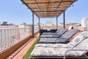 Property grounds - Apartment 'Animas' with Sea View, Wi-Fi and Air Conditioning (Nerja)