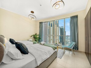 2 bedrooms, iron/ironing board, WiFi, bed sheets - Need to relax come here, Charming 2BR apartment Dubai Marina (Dubai)