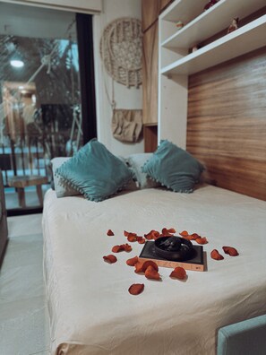 Loft Deluxe - utsikt mot poolen | Vardagsrum