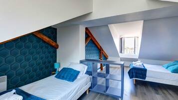 1 slaapkamer, een strijkplank/strijkijzer, wifi, beddengoed