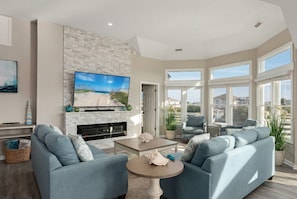 Smart TV, chimenea y tenis de mesa 