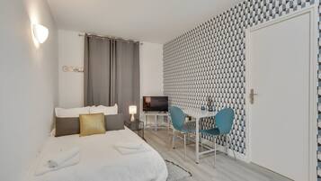 1 habitación, internet y ropa de cama