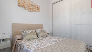 2 makuuhuonetta, ilmainen Wi-Fi, vuodevaatteet