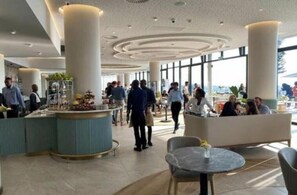 Dining - Ellipse Cassini 2 Bedroom en-suite Luxurious Apartment (Midrand)