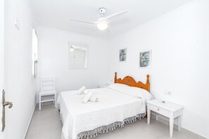 2 habitaciones, tabla de planchar con plancha y wifi gratis 