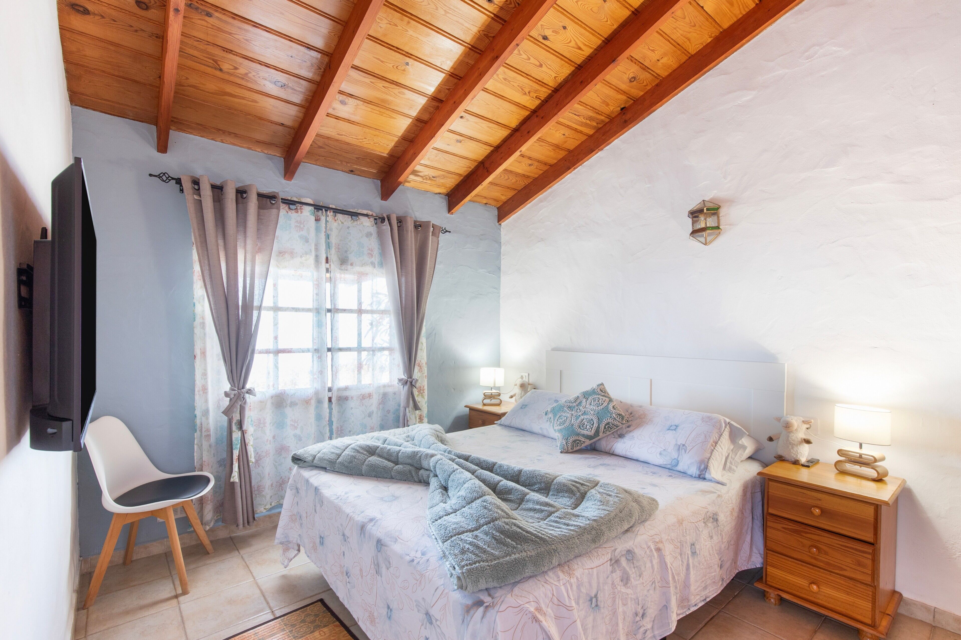 1 camera, ferro/asse da stiro, Wi-Fi gratuito, lenzuola