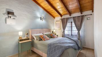 1 chambre, fer et planche Ă repasser, Wi-Fi gratuit, draps fournis