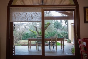 Dining - Casa Jolanda, independent house near Venice center with private park and garden (Venezia)