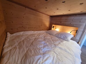 2 多间卧室、免费 WiFi