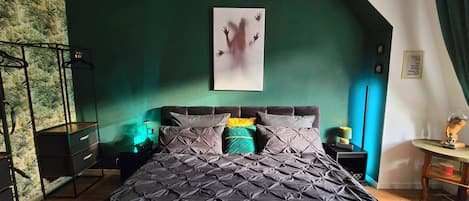 1 habitación, wifi y ropa de cama