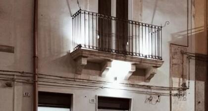 Cozy facility with all the comforts located at the historic city center