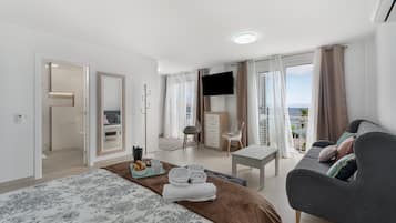 6 bedrooms, free WiFi, bed sheets